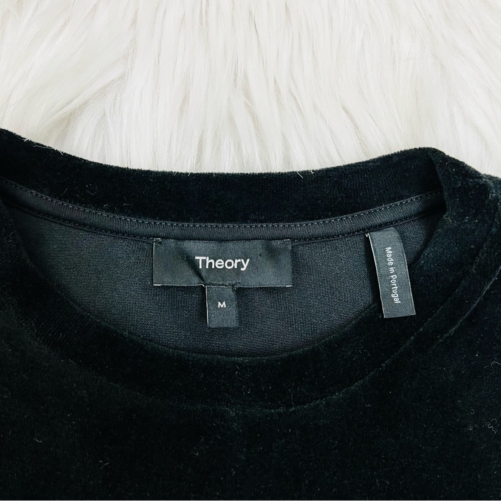 NWOT! Theory "Tiny Tee" Soft Black Velvet Ribbed Crew Neckline Sz M - Picture 4 of 8
